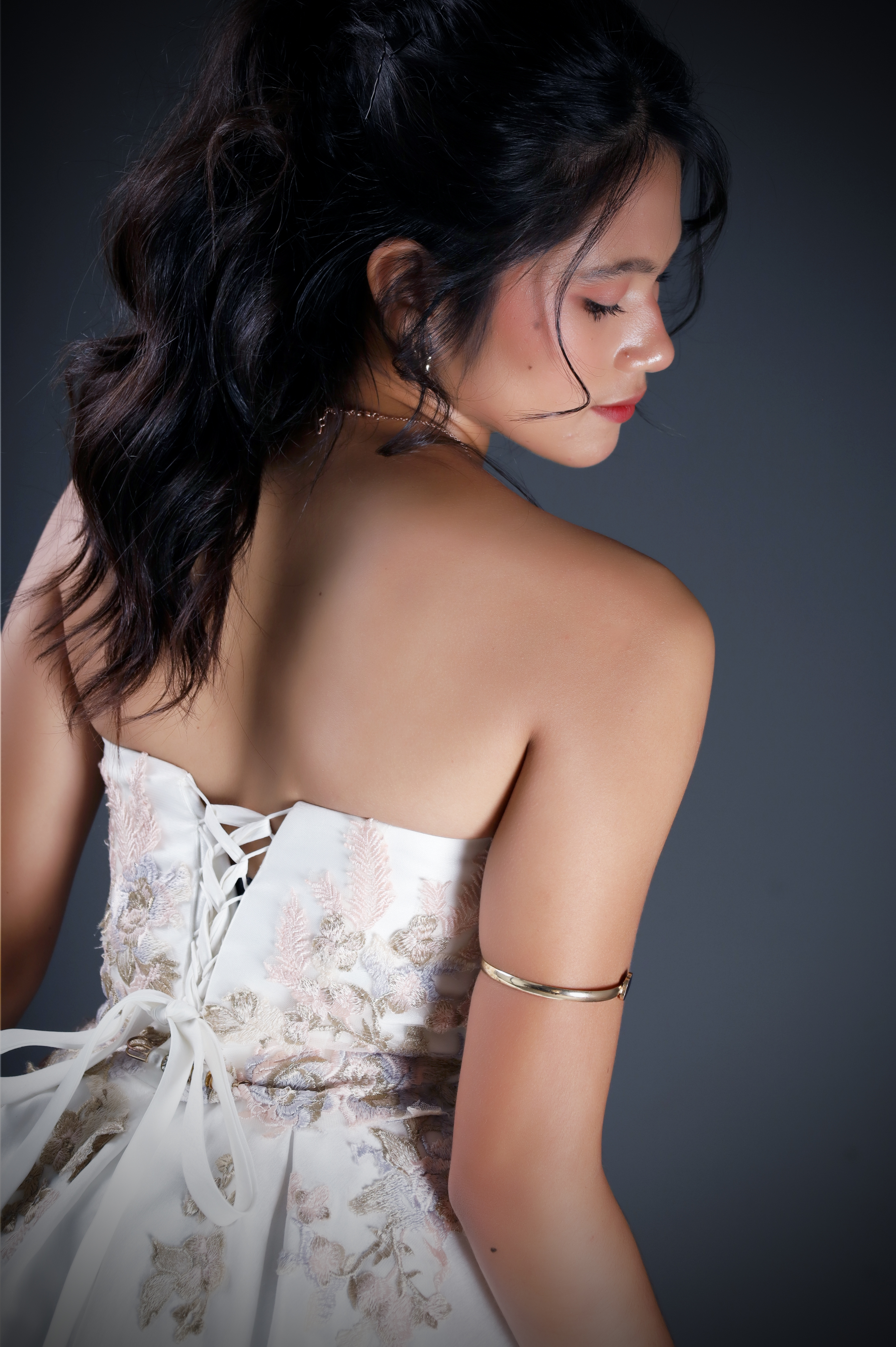 Debut Portrait 1